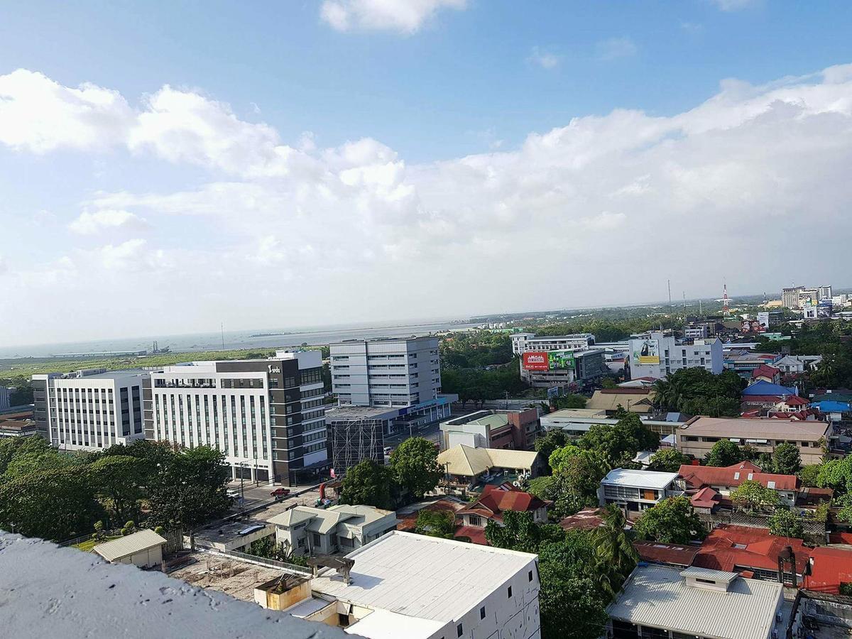Yulz 516 At Cityscape บาโคลอด ภายนอก รูปภาพ